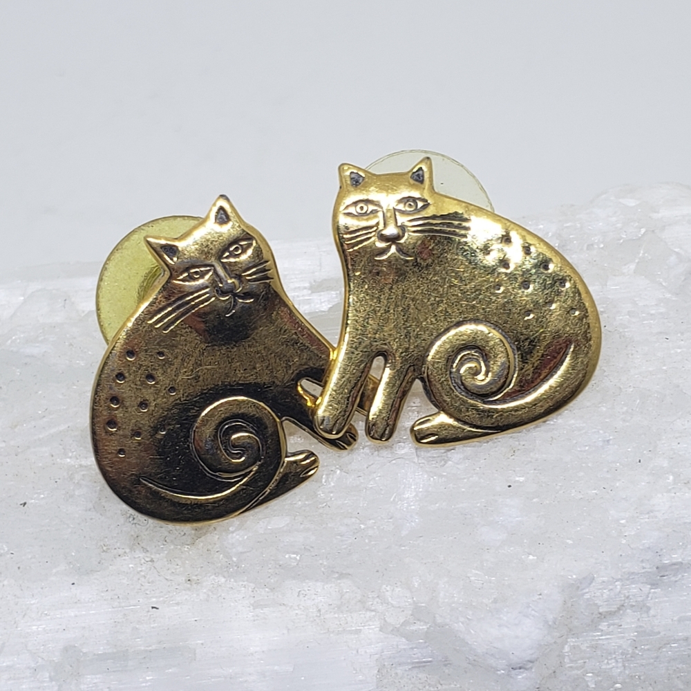Vintage Laurel Burch Keshire cats gold tone stud earring pierced ears